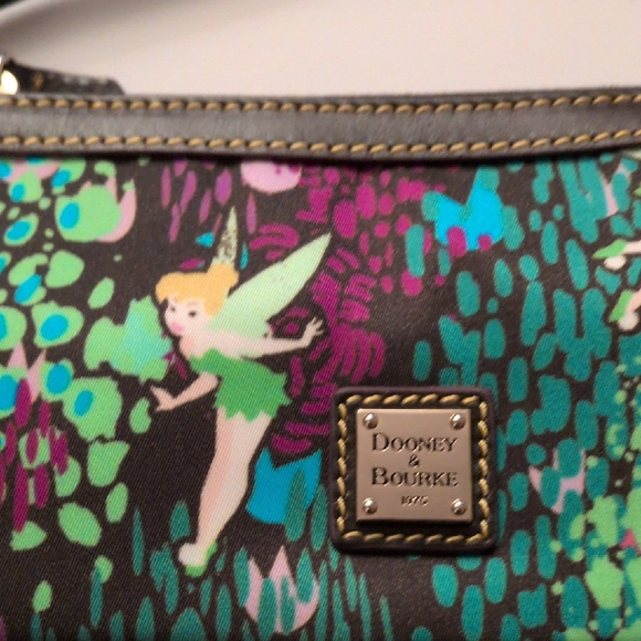Dooney & Bourke 2016 Tinkerbell Half Marathon Wristlet-NWT - Picture 4 of 10
